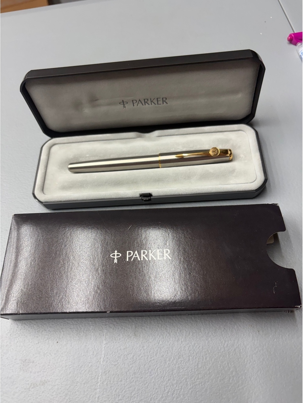 Vintage Parker Ball Point Pen Lifetime Guaranteed Silver/Goldtone with Case